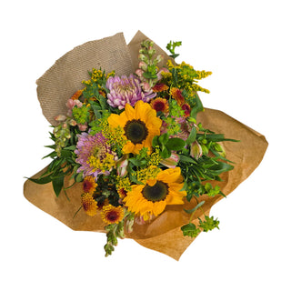 Holiday Edit Fall Bouquet – Wholesale Rose & Chrysanthemum Harvest Bouquets | Farm Direct