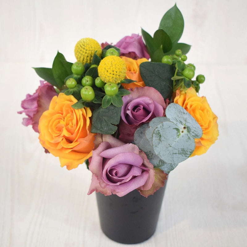 Buy Online High quality and Fresh Mini Contrast Bouquet - Greenchoice Flowers